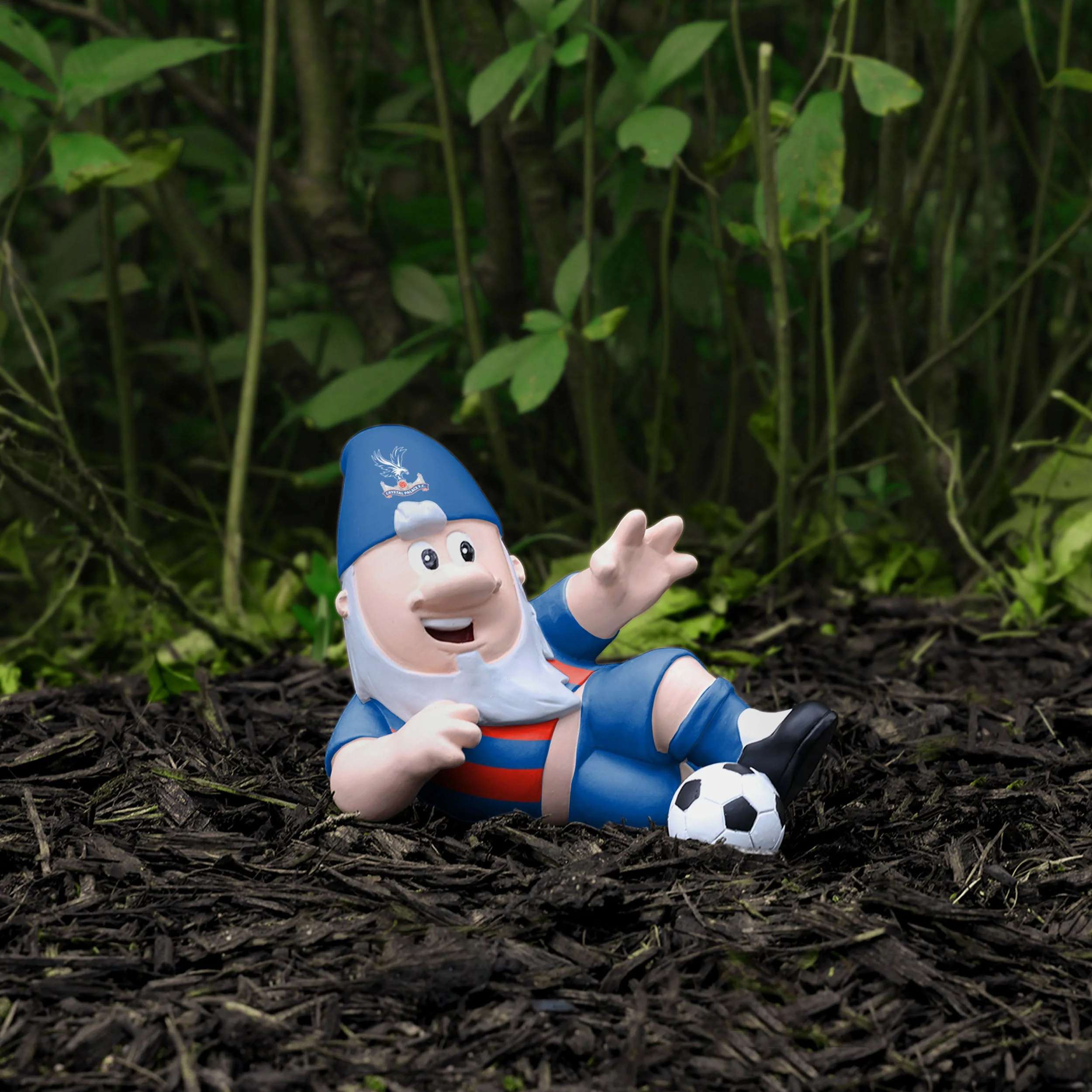 Crystal Palace FC Sliding Tackle Gnome - Image 5