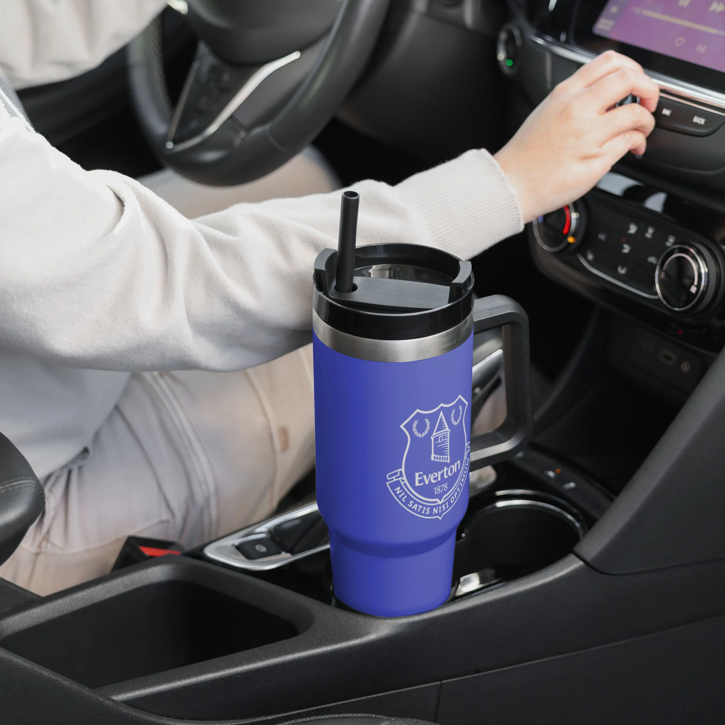 Everton FC Team Colour 1.1 Litre Tumbler - Image 4