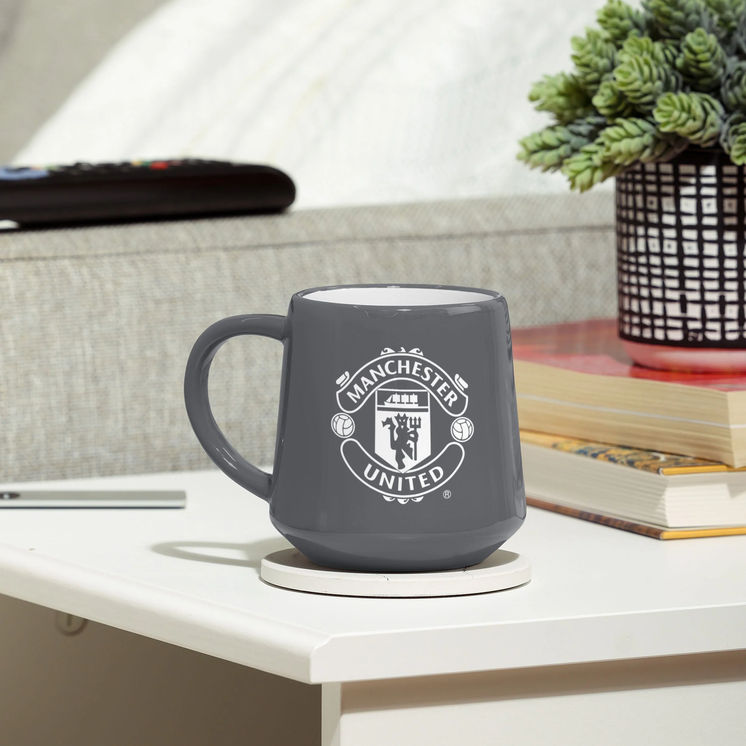 Manchester United FC Grey Large Base Mug - Image 3