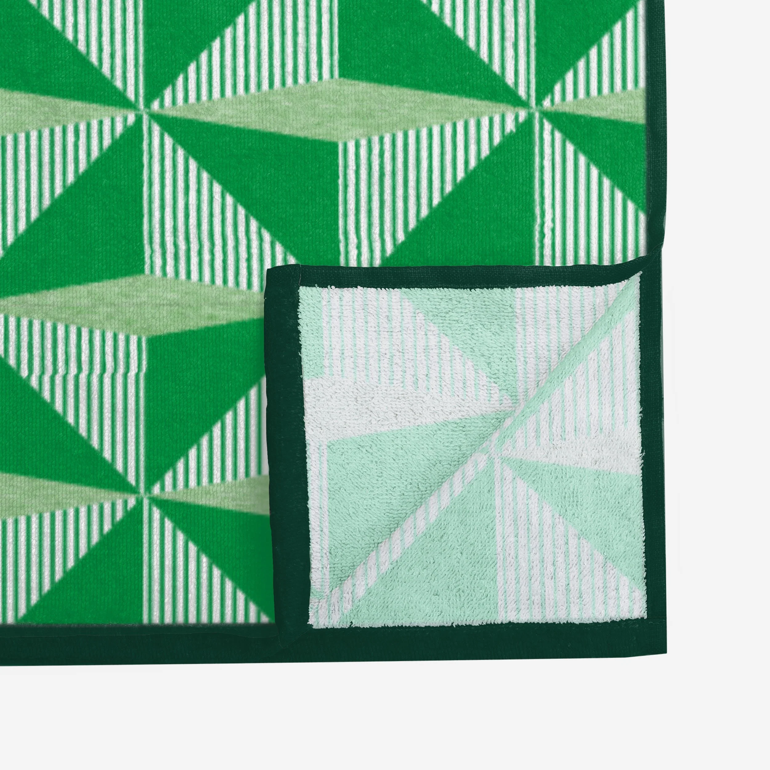Northern Ireland Retro Kit Towel - Image 4