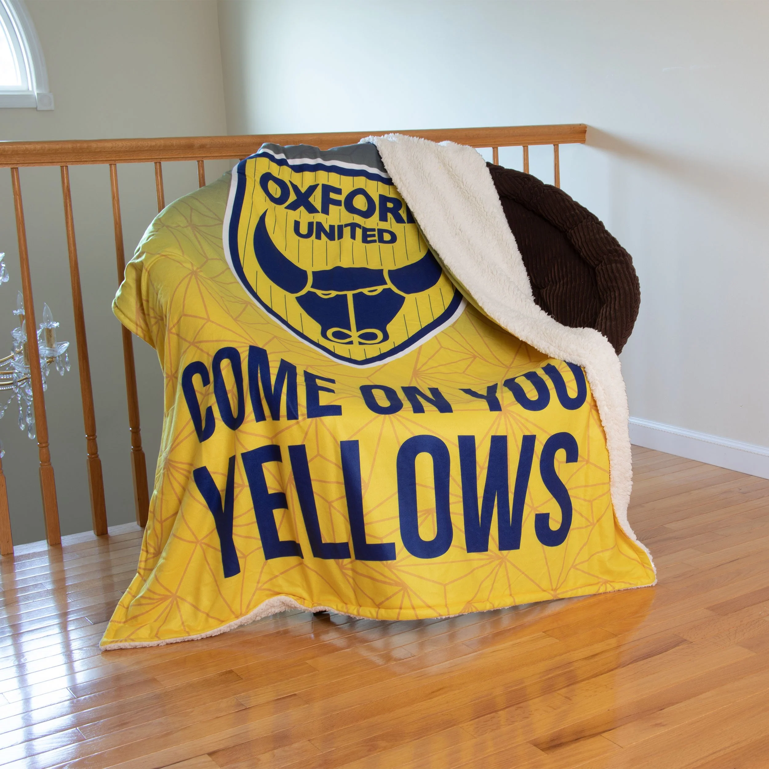 Oxford United FC Slogan Sherpa Plush Throw Blanket - Image 2