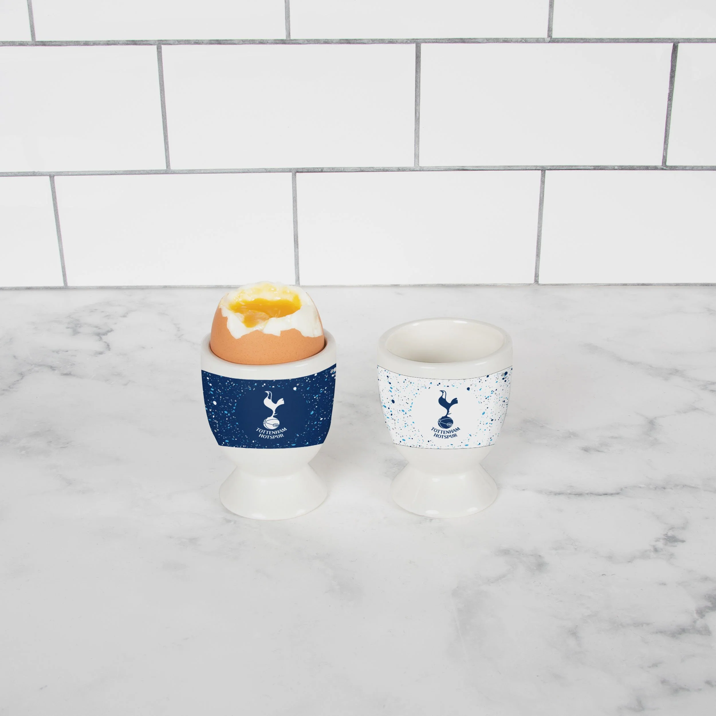 Tottenham Hotspur 2 Pack Paint Splatter Egg Cup - Image 2